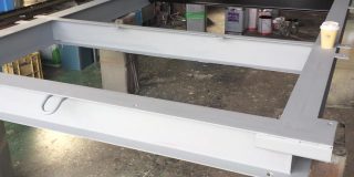 ジビエサテライトサイトユニット 接続鉄骨、屋根鉄骨塗装